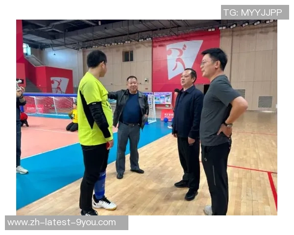 足球运动员张驰的成长之路与职业生涯的辉煌成就探讨